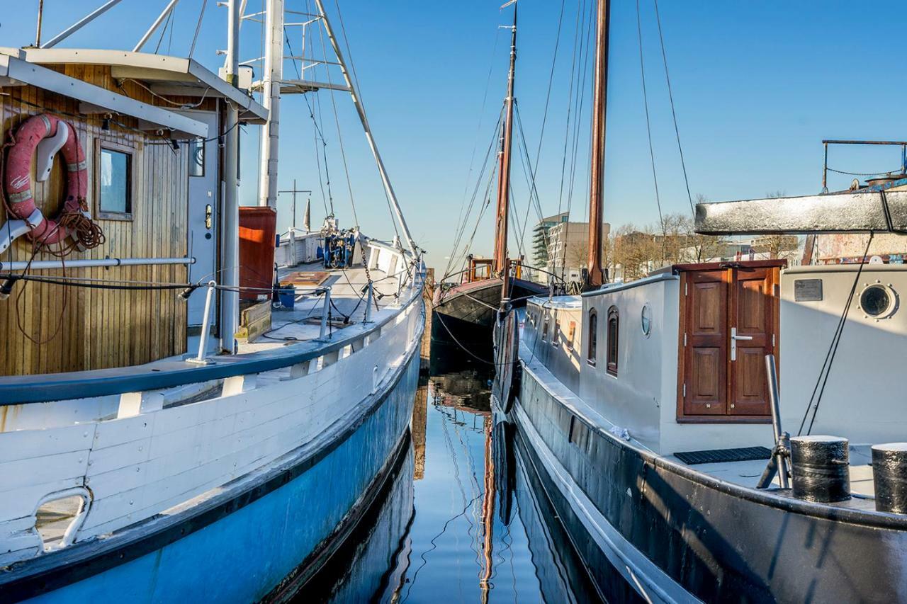 Asile Flottant Hotel Amsterdam Exterior photo