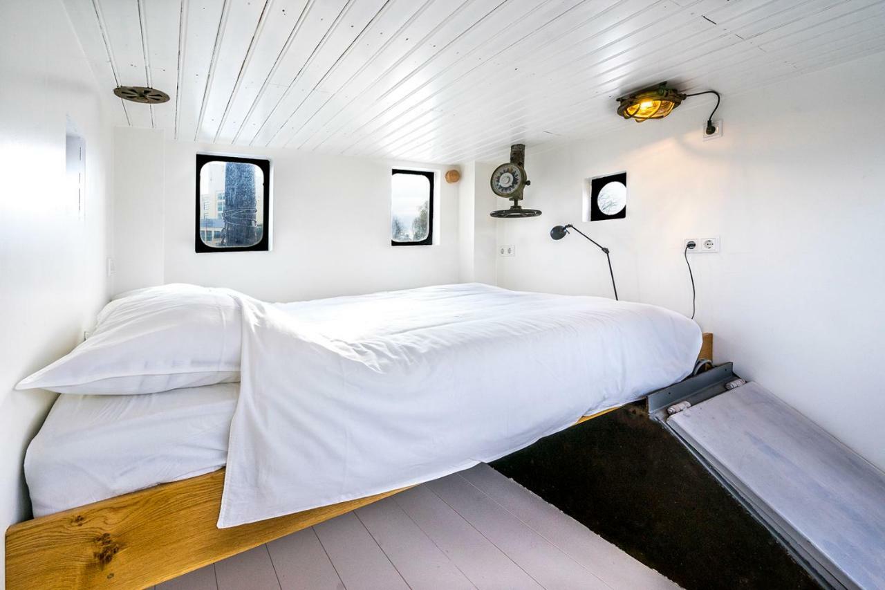Asile Flottant Hotel Amsterdam Exterior photo
