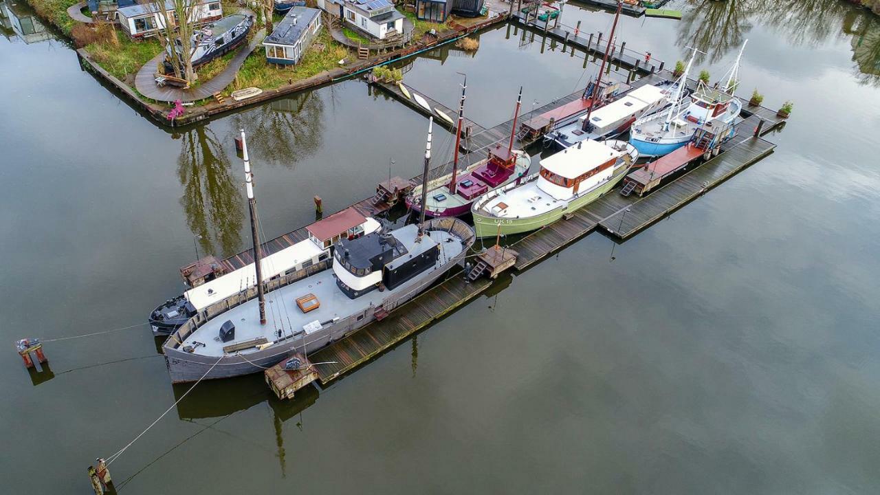 Asile Flottant Hotel Amsterdam Exterior photo